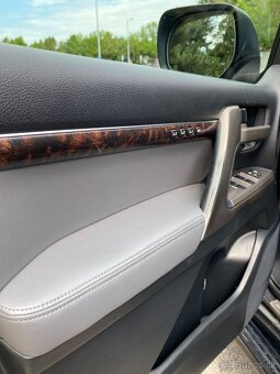 land Cruiser lc200, j200 4.5 V8 top stav, 242t km - 13