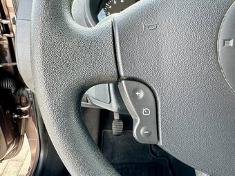 Renault Kangoo 1.5 dCi Grand 7 míst, navi, klima - 13