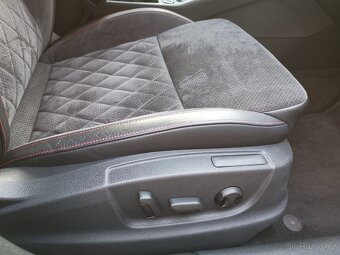 ŠKODA OCTAVIA 3 III RS 2.0 4X4 TDI 135 KW PO SERVISU - 13