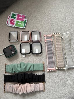 Apple Watch SE (2022) 44 mm GPS, Starlight, TOP stav+výbava - 13