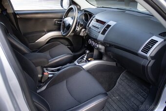 Mitsubishi Outlander 2.2 DI-D TC-SST Instyle, - 13