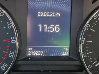 Škoda Octavia III 1.6 TDi GREENLINE - 13