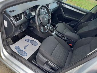 Škoda Octavia 1.6 TDi-digiklima-ČR-serviska - 13