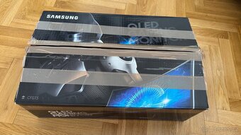 Samsung C24FG73 – 24″ 144 Hz, zakřivený QLED (VA), pivot - 13