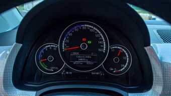 Volkswagen e-UP 2022 - 13