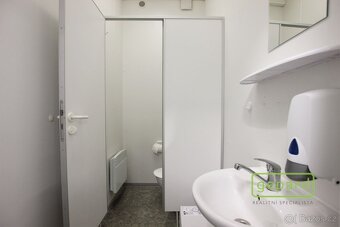 Pronájem vybavené restaurace rychlého občerstvení se zahrádk - 13