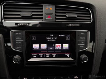 Prodám VOLKSWAGEN Golf 7 Variant 1.4TSi 103KW DSG Highline - 13