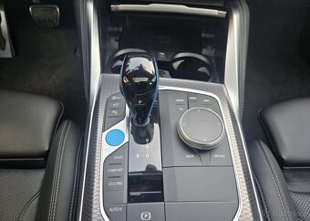 BMW i4 250kW-83,9kWh-PREMIUM - 13