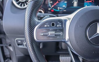 Mercedes-Benz GLA 200 d 4MATIC A/T - 13