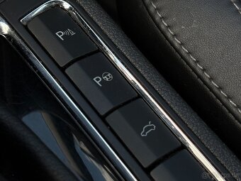 Škoda Superb 2.0TDi 103kW 4x4 DSG6 webasto, panorama, MY2013 - 13