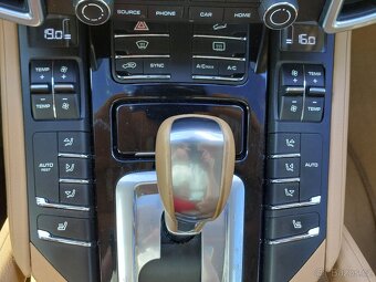 Porsche Cayenne 3,0 V6 193kW PLATINIUMLEDDPH - 13