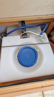 Adria Adora 502 UK solar 2m/trakční baterie 1600Wh/měnič - 13