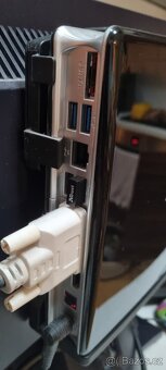 Zotac Zbox ID18 + DRŽÁK NA MONITOR + monitor BENQ 19" - 13