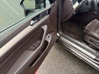 VW Passat 2.0 TDI - 140KW - TOP stav a výbava - DPH - 13