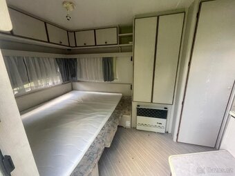 Knaus Sudwind 490, předstan, palandy, WC, STK - 13