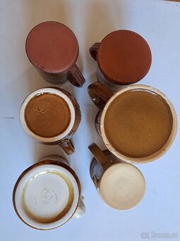 Keramické půllitry – sběratelská sada 6 ks, různé značky - 13