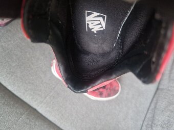 Tenisky Vans vel 32 pěkný stav na suchý zip - 13