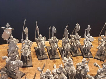 Obří citadela GW Warhammer Fantasy Empire, Bretonnie a Imper - 13