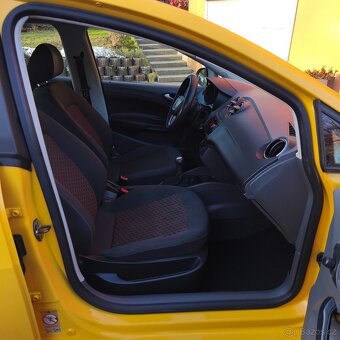 Seat Ibiza 1.2 12V 51kw,poctivých 149tkm, rok 2010, nová STK - 13