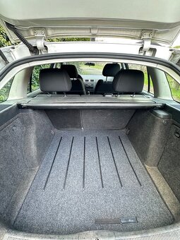 Škoda Fabia combi 1.4 benzín - 13