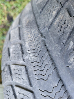 Zimní pneumatiky s disky původně na Ford Mondeo, a další - 13