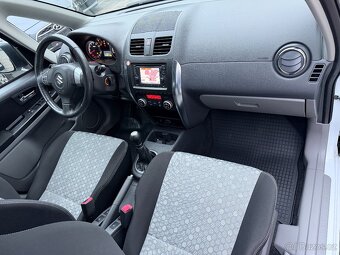 SUZUKI SX4 1.6i 88KW 4X4 BÍLÁ PERLEŤ NAVI TAŽNÉ VYHŘ.SED. - 13