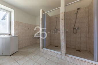 Prodej multifunkčního rodinného domu v obci Kosmonosy - 13