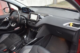 Peugeot 2008 1.2 PureTech ALLURE/VÝBAVA/MAN - 13