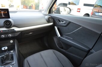 Audi Q2, 30 TFSi / ČR / 1. MAJITEL - 13
