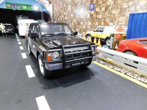 model auta Nissan Patrol GR Y60 / GR Y61 Otto mobile 1:18 - 13