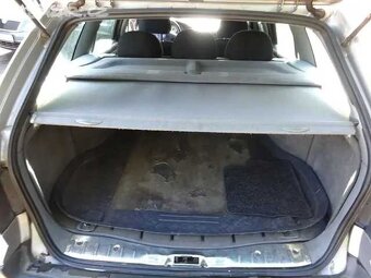 Peugeot 406 2.0 HDI Combi r.v.2003 (66 kw)stk:5/27 - 13