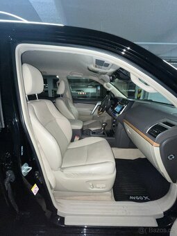 Toyota Landcruiser - 13