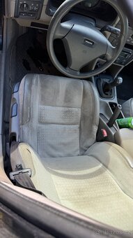 Volvo V40 1.9D - 13