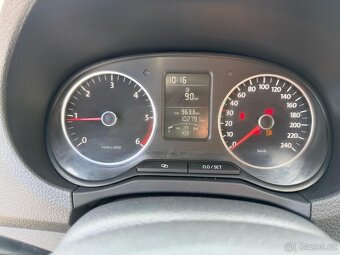 VW AMAROK 2,0 TDI 120 KW 4x4 - TOP STAV, TOP KM, TAŽNÉ - 13