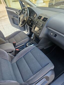 VW Touran Style 1.6 TDI 77 kW DSG 2012, 131.000 km - 13