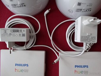 SKVĚLÁ STOLNÍ LAMPA PHILIPS HUE, SÉRIE HUE GO V2 - 13