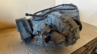 VW TOUAREG 7L - ROZVODOVKA 0AD341011 - 13