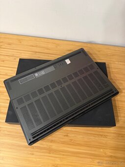 ASUS ROG Zephyrus G16 - 185H, 32 GB RAM, 2 TB SSD, RTX 4090 - 13