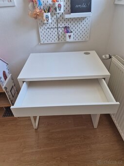 Psací stůl Ikea Micke - 13