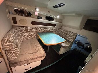 Motorova jachta Sea ray 290 Sundancer - 13