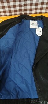 Nová bunda Esprit - 13