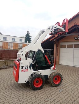 Smykový nakladač Bobcat s185 turbo High Flow - 13
