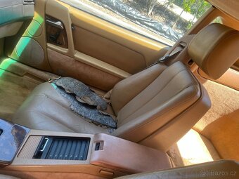 500SL Mercedes Benz V8 - 13