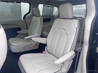 Chrysler Pacifica 3,6 RU LIMITED PANORAMA 2016 DPH - 13