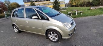 Opel Meriva 1.4i 66Kw benzin, r.v.2010 nová STK,nové pneu - 13