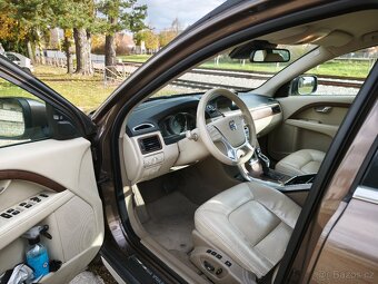 Volvo XC70 2.4 disel 159kw AWD - 13