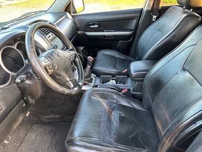 Suzuki Grand Vitara 2.0 benzín 4x4 plně pojízdné - 13