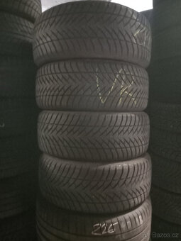 225/45R17 ZIMNÍ PNEUMATIKY GOODYEAR RUNFLAT - 13