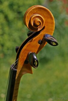 Staré mistrovské housle dle Guarneriho „del Gesù“ z r.1742 - 13