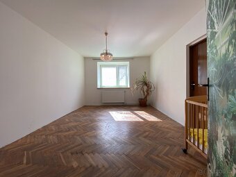 Prodej rodinného domu – bydlení i podnikání v Holešově - 13